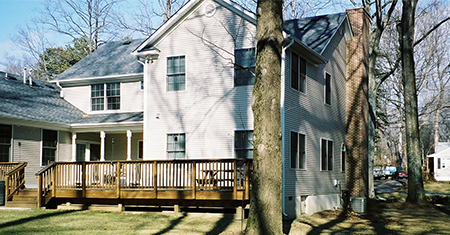 House With a Deck